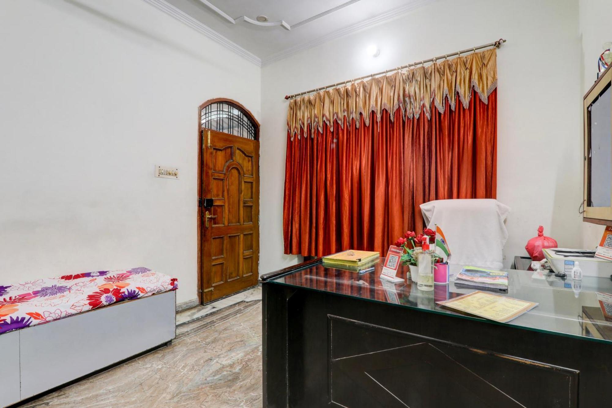 Hotel O Intercity Inn ลัคเนา ภายนอก รูปภาพ